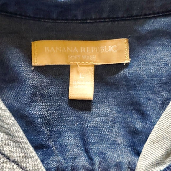 Banana Republic Women's Denim Button Down Shirt L - Picture 2 of 4